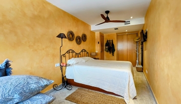 Resa Estates Marina Botafoch Ibiza 4 bedroos te koop sale bedroom 7.jpg